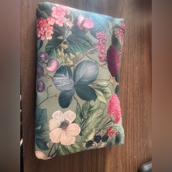 Ipsy Makeup Bags - Picture 12 of 13